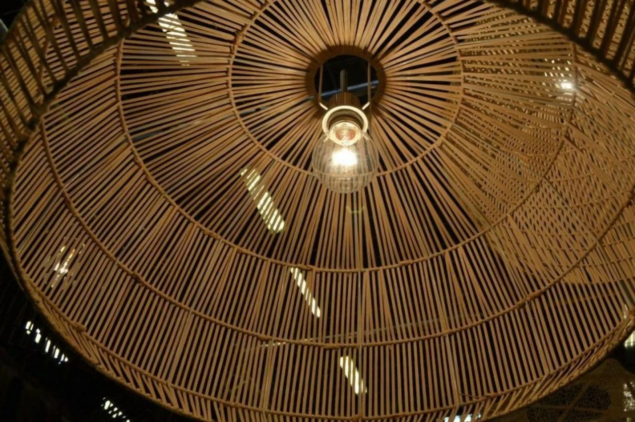 Ay Illuminate Hanglamp Nama 3 Zwart Rotan ø72cm 2 Ay Illuminate Hanglamp Nama 3 Zwart Rotan ø72cm - Afbeelding 2