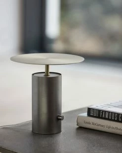 House Doctor Tacker Tafellamp - 260010300 11 House Doctor Tacker Tafellamp - 260010300 -verlichting Soldes Boutique house doctor tacker tafellamp 260010300 3