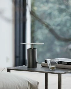 House Doctor Tacker Tafellamp - 260010300 13 House Doctor Tacker Tafellamp - 260010300 -verlichting Soldes Boutique house doctor tacker tafellamp 260010300 5