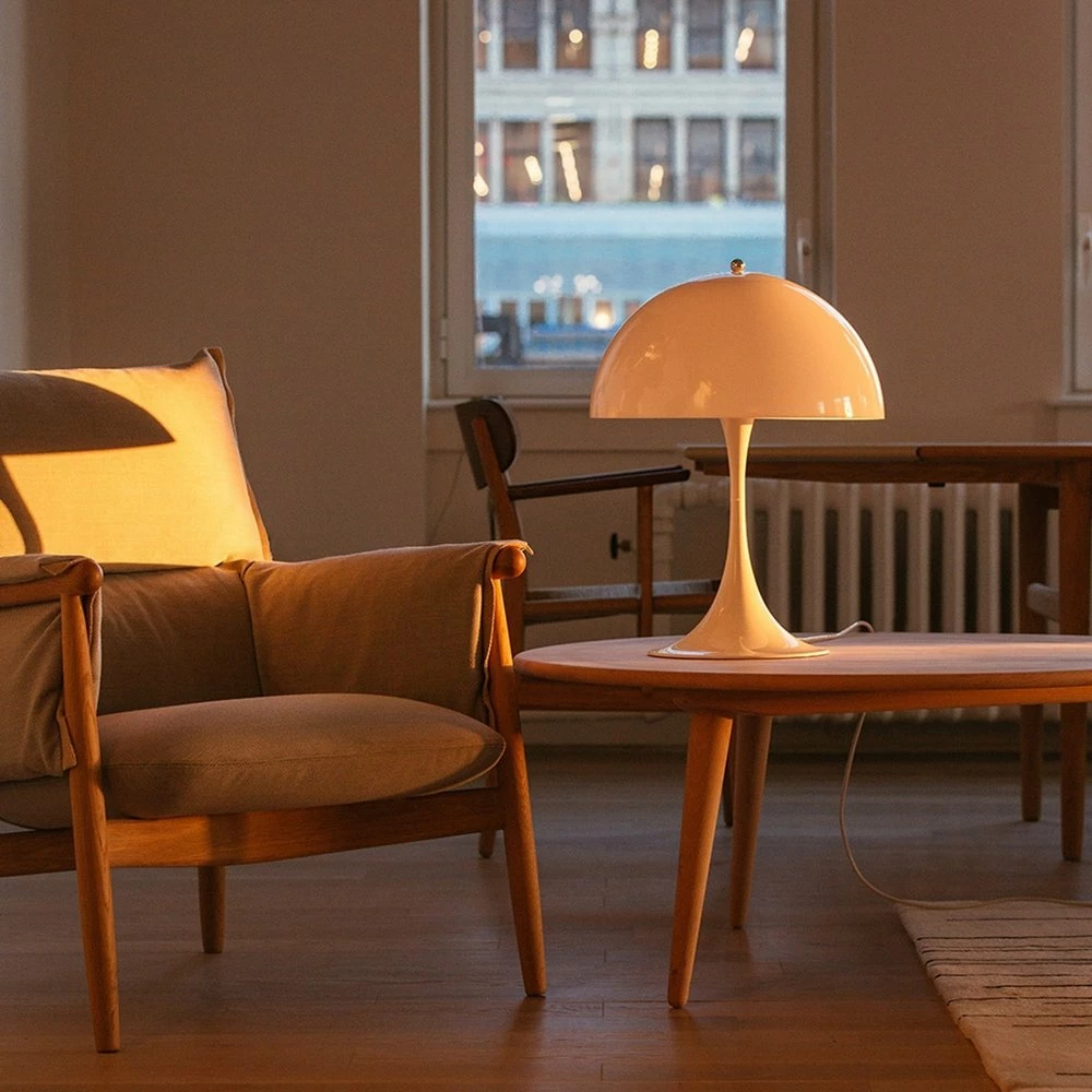 Louis Poulsen Panthella Tafellamp Opaal - 5744167042 6 Louis Poulsen Panthella Tafellamp Opaal - 5744167042 - Afbeelding 6