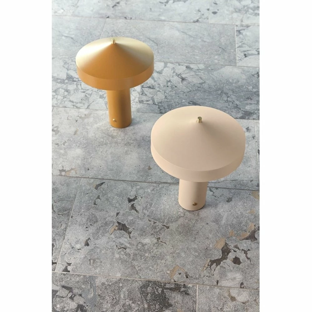 OYOY Hatto Tafellamp Saffraan - L300698 7 OYOY Hatto Tafellamp Saffraan - L300698 - Afbeelding 7